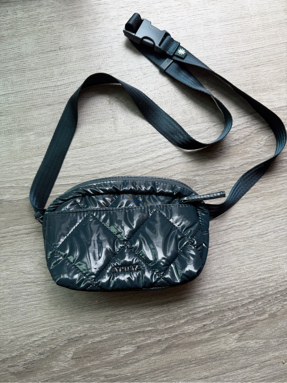 Athleta Quilted Gloss Waist Bag/Fanny Pack/ Belt Bag